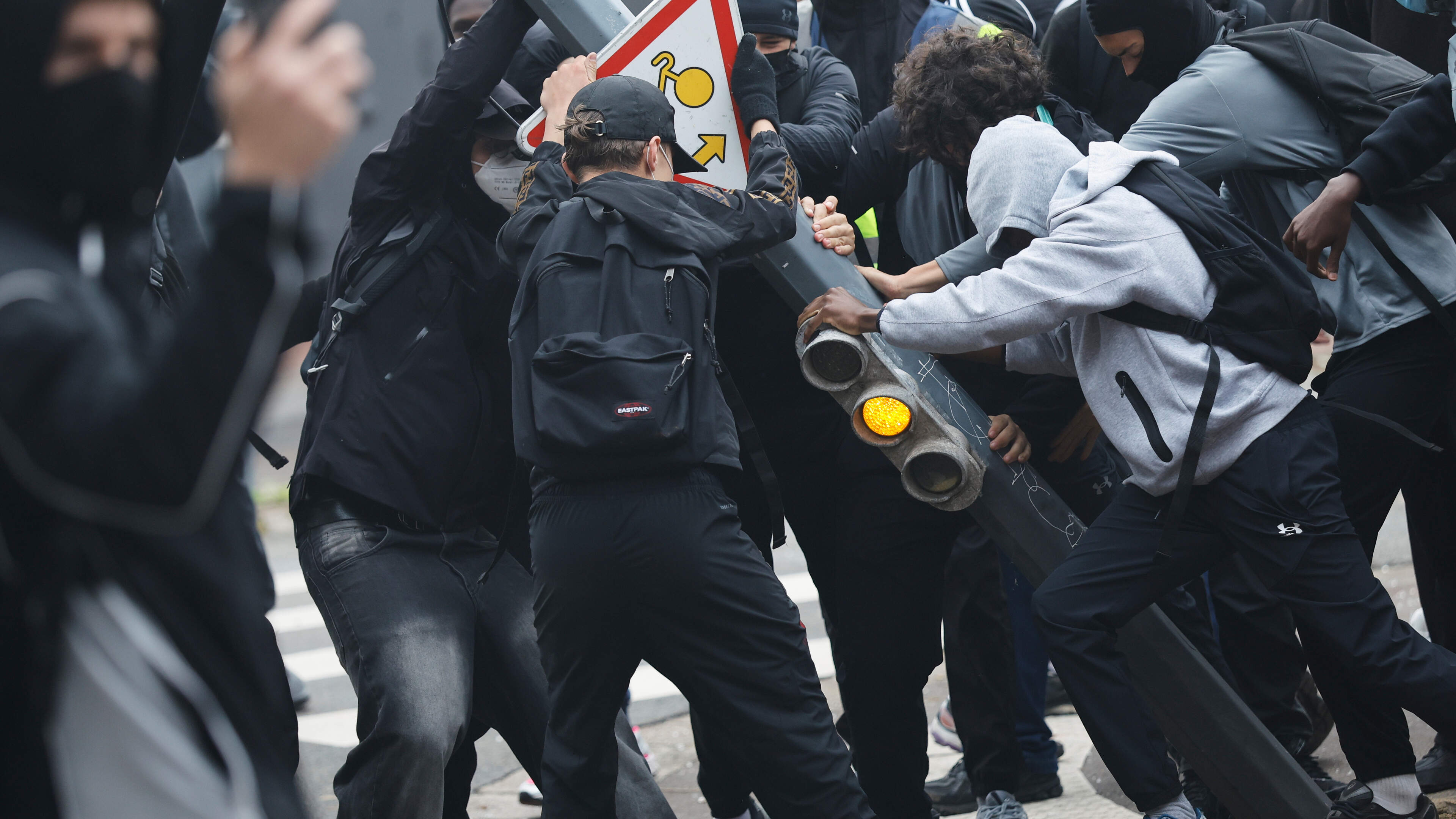 French school student protests spread as government in Paris unveils its budget